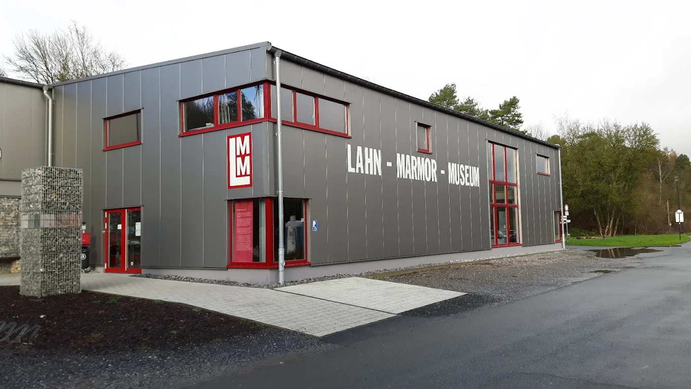 Das Gebäude des Lahn-Marmor-Museums in Villmar